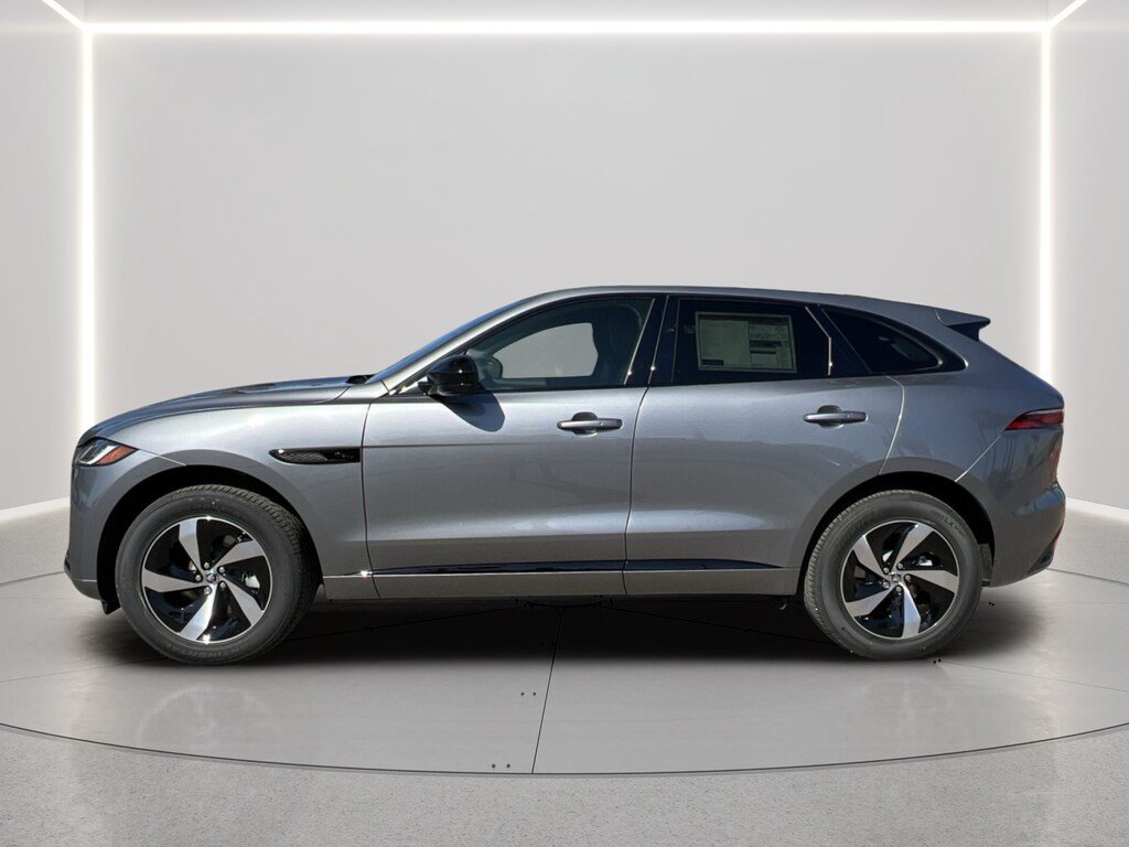 Used 2025 Jaguar F-PACE R-Dynamic S AWD/4WD image 8