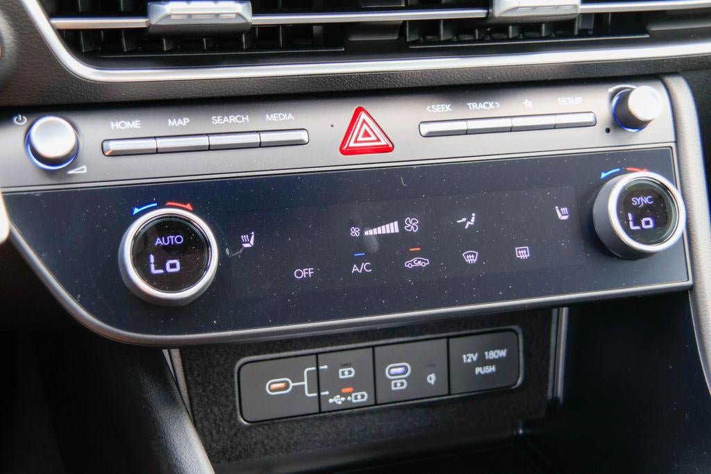 New 2026 Hyundai Sonata SEL FWD image 18