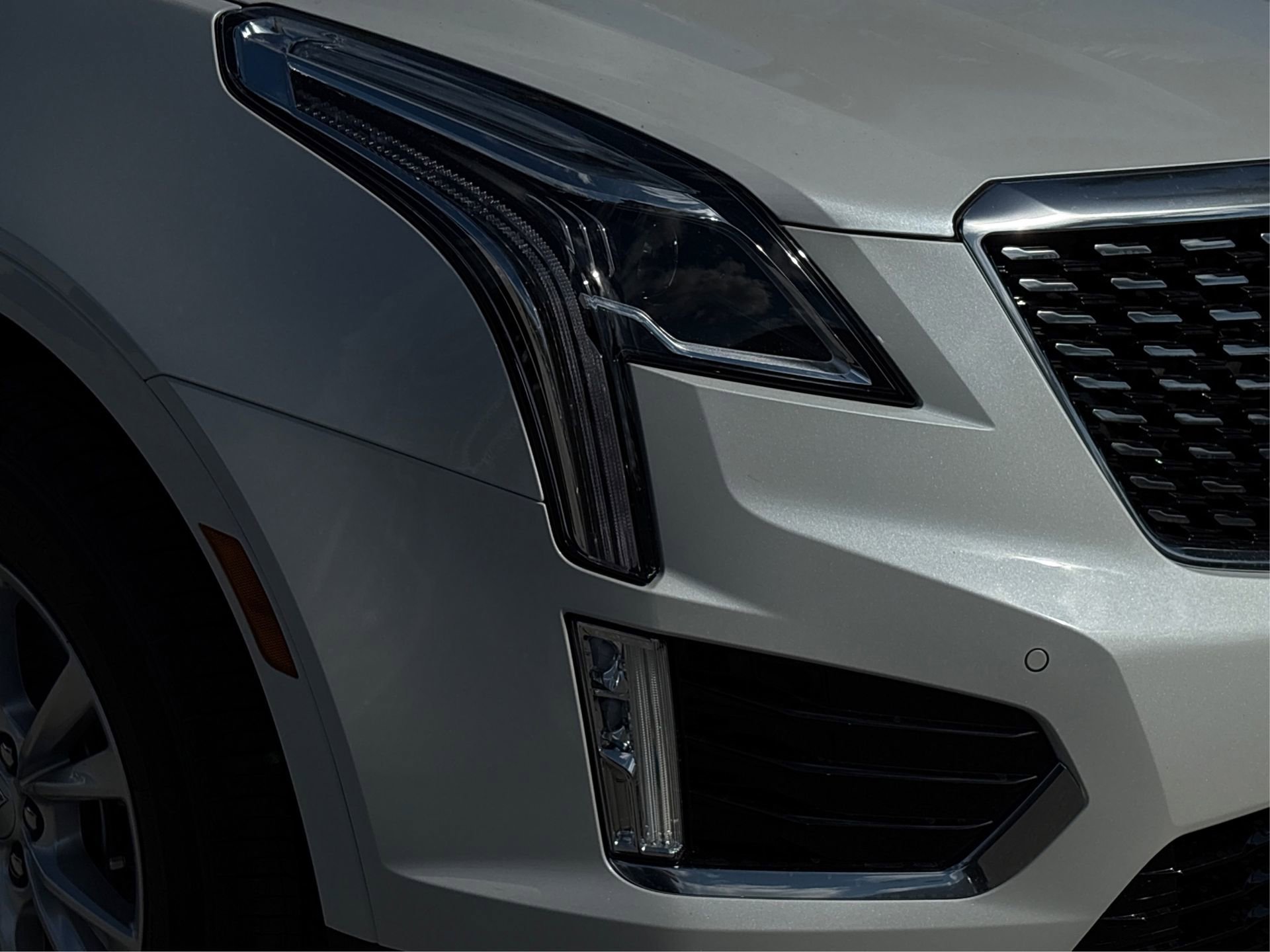 New 2026 Cadillac XT5 Luxury image 13