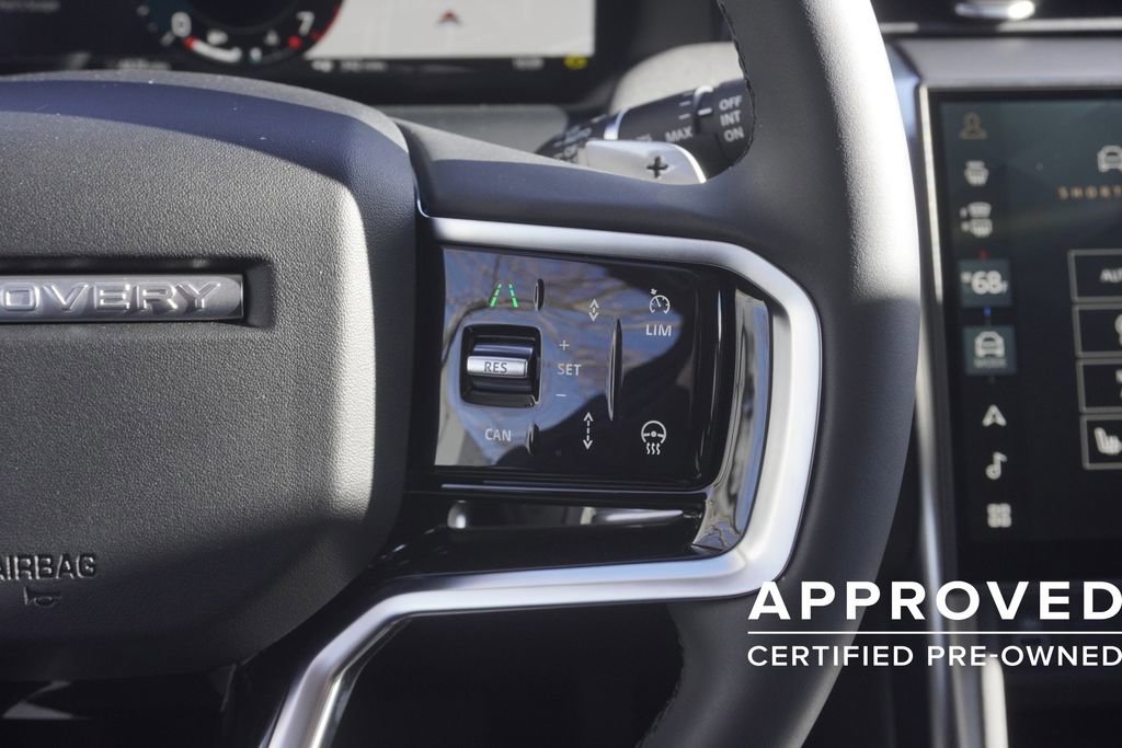 Used 2025 Land Rover Discovery Sport S image 13