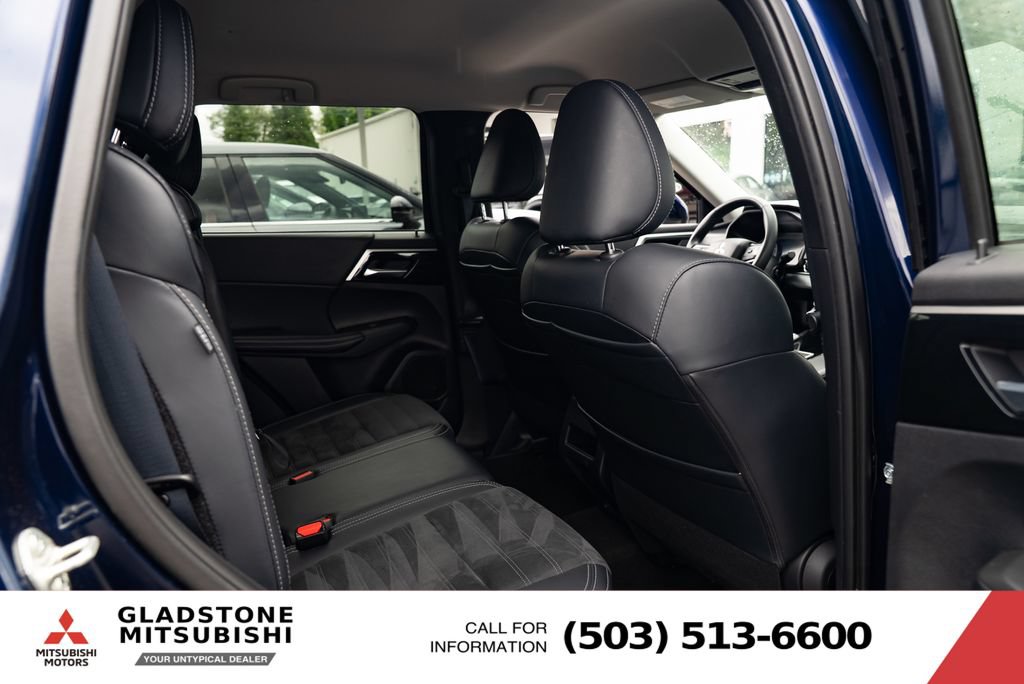 Used 2024 Mitsubishi Outlander SE FWD image 24