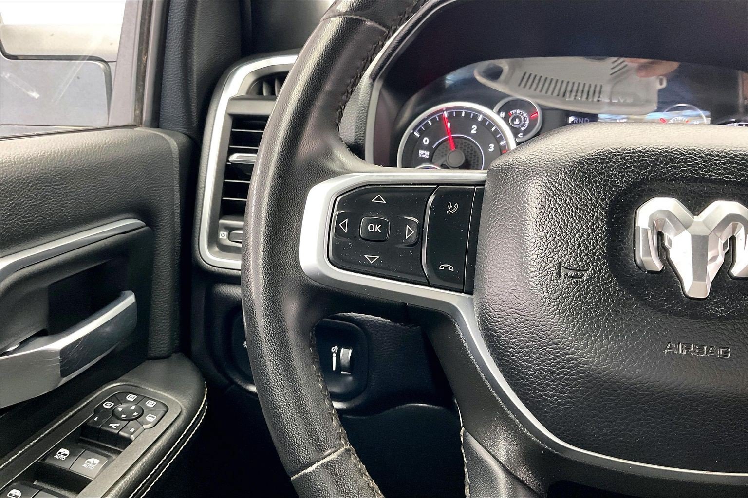 Used 2025 RAM 2500 Big Horn AWD/4WD image 20