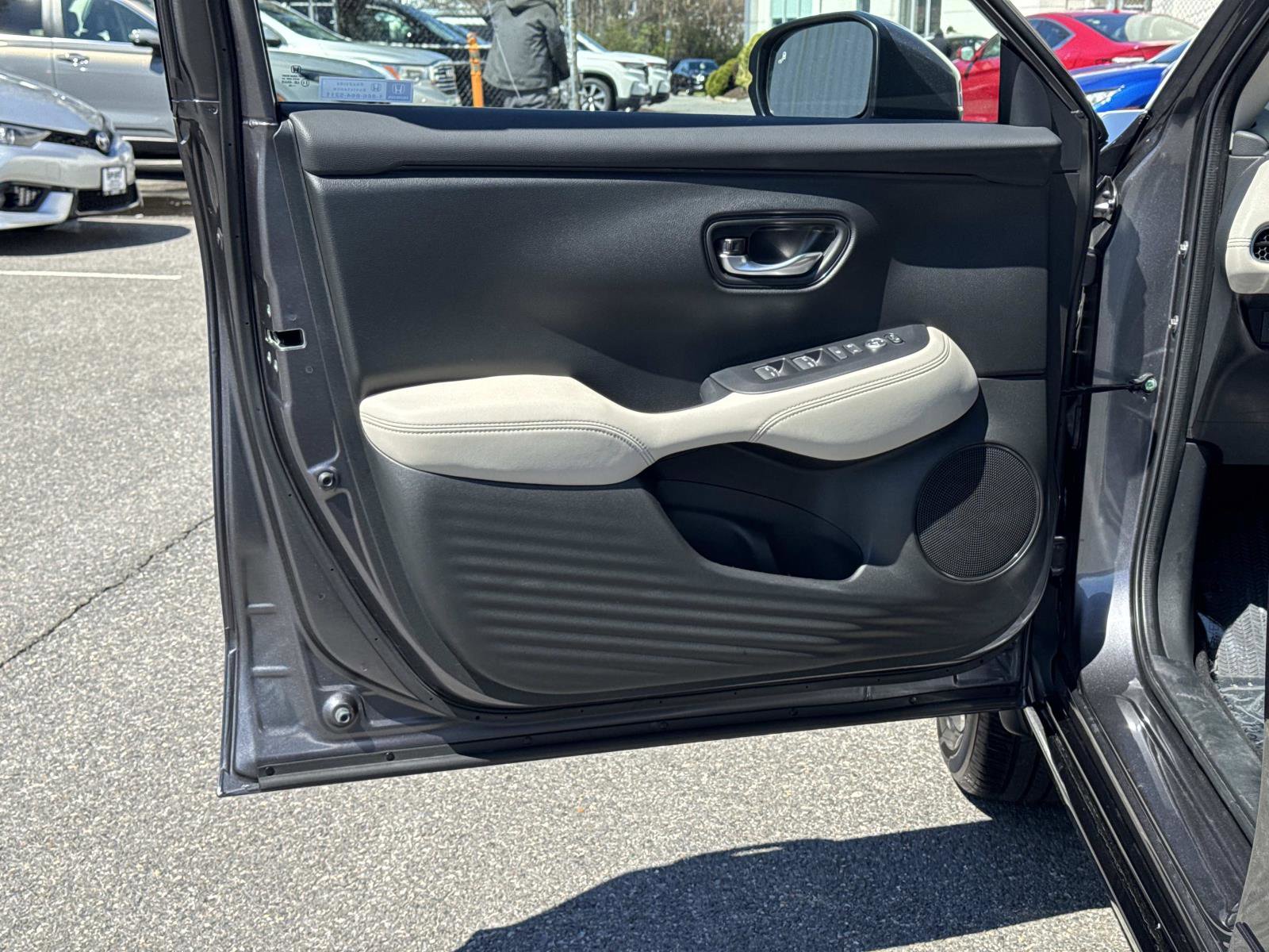 Certified 2026 Honda HR-V EX-L image 18