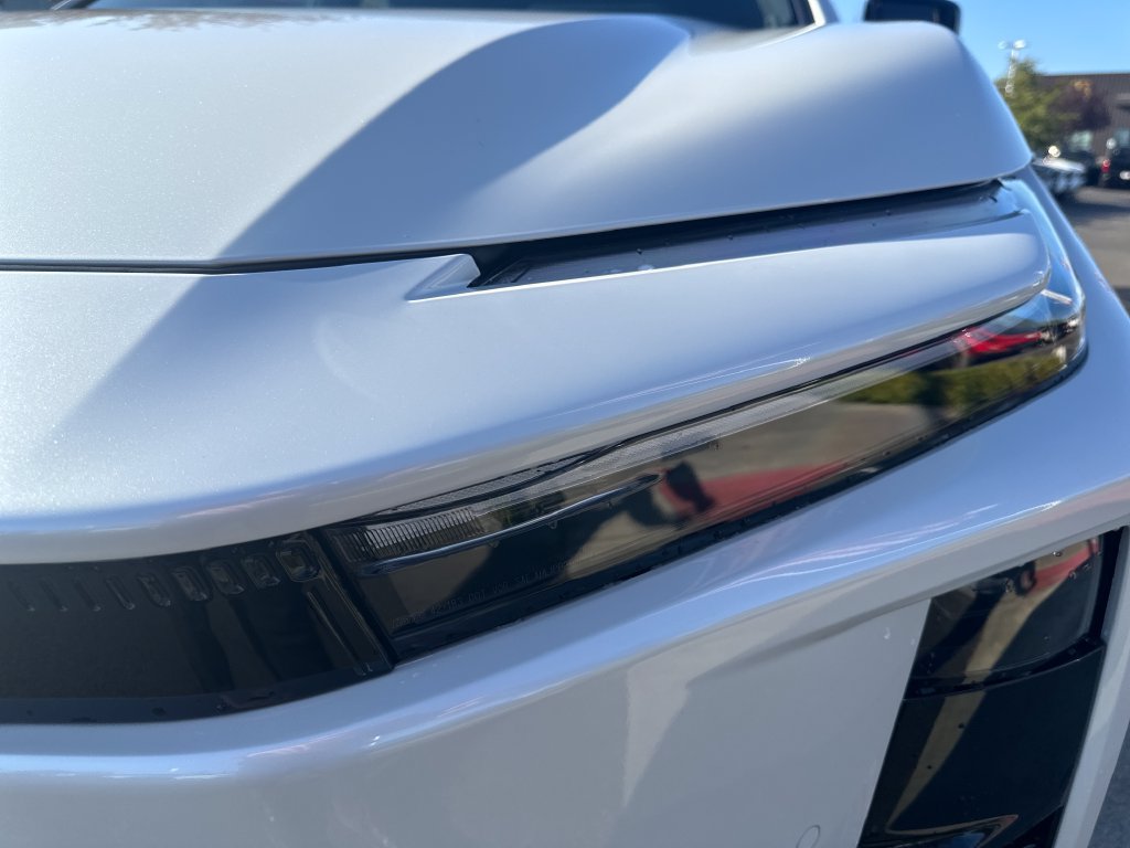 New 2026 Toyota C-HR AWD/4WD image 9