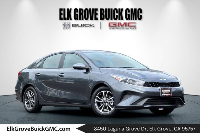 Used 2023 Kia Forte LXS w/ LXS Technology Package FWD image 1