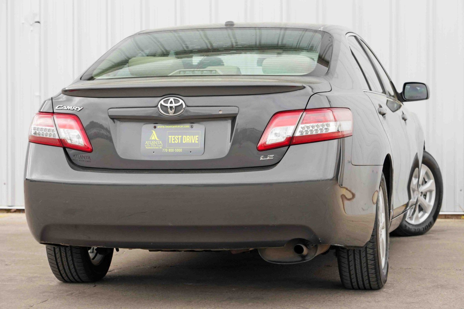 Used 2011 Toyota Camry LE w/ LE Extra-Value Pkg image 4