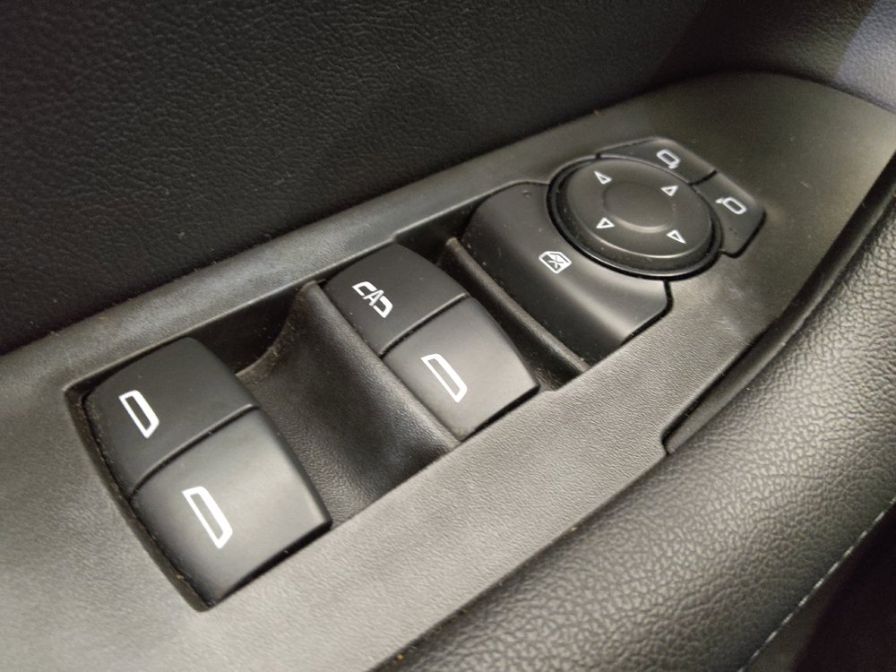 Used 2020 Chevrolet Blazer LT FWD image 27