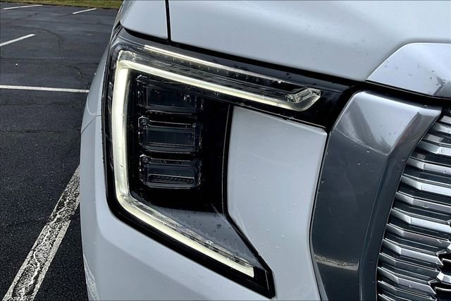 Used 2023 GMC Yukon Denali image 31