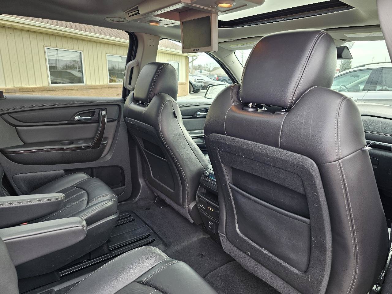 Used 2015 Chevrolet Traverse LTZ AWD/4WD image 24