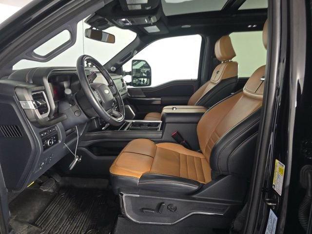 Used 2024 Ford F250 Platinum w/ FX4 Off-Road Package image 7