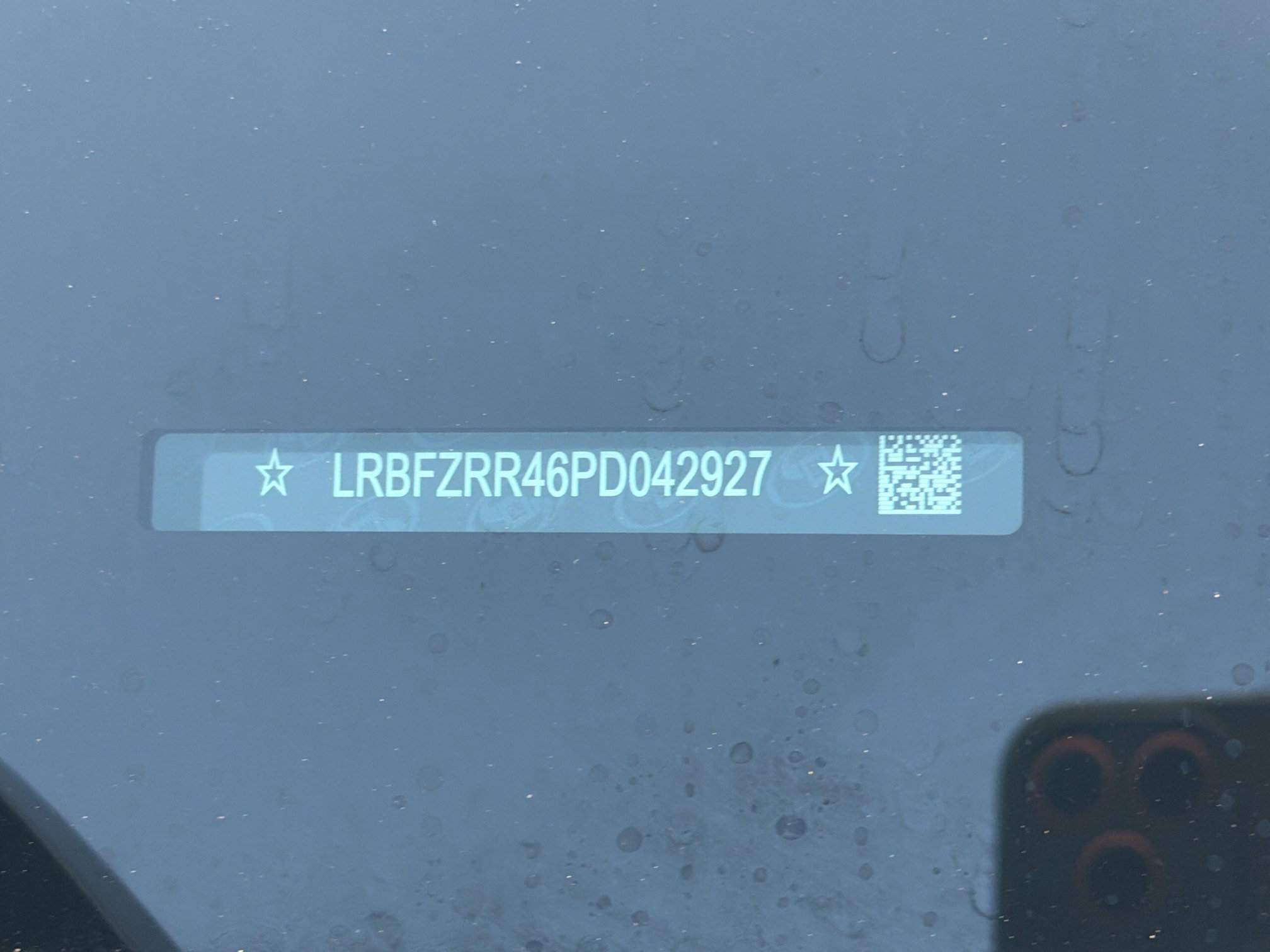 Used 2023 Buick Envision Avenir image 38