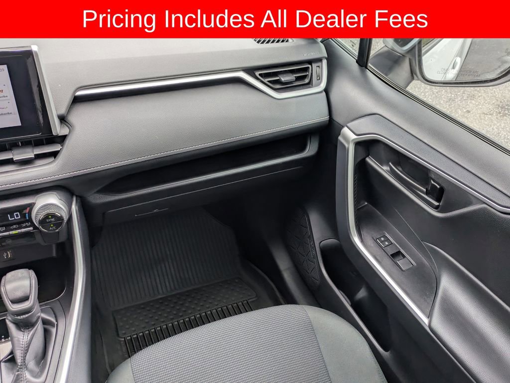 Certified 2024 Toyota RAV4 LE AWD/4WD image 18