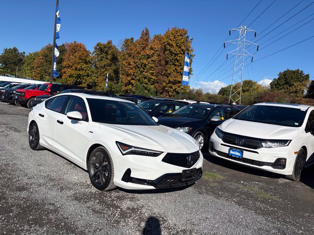 Used 2025 Acura Integra A-Spec FWD image 2
