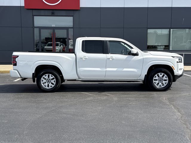 Certified 2023 Nissan Frontier SV w/ Technology Package AWD/4WD image 2