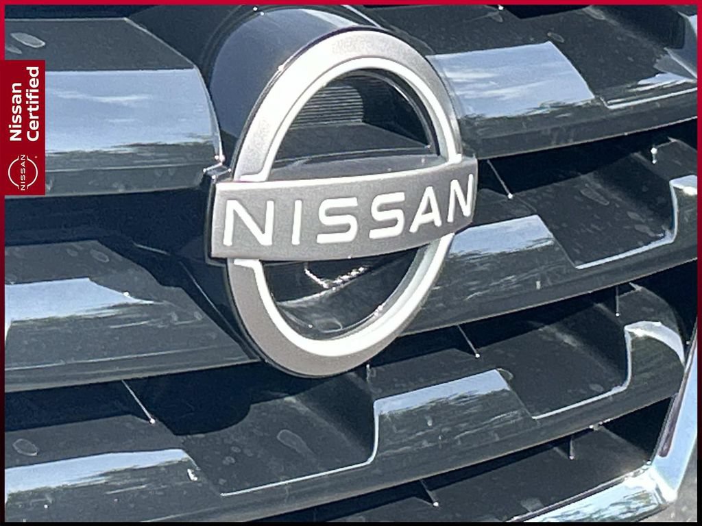 Certified 2022 Nissan Armada SV w/ Cargo Package RWD image 12