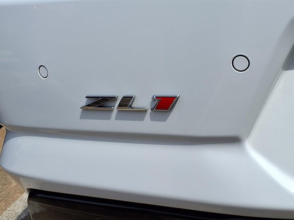 Used 2021 Chevrolet Camaro ZL1 image 9