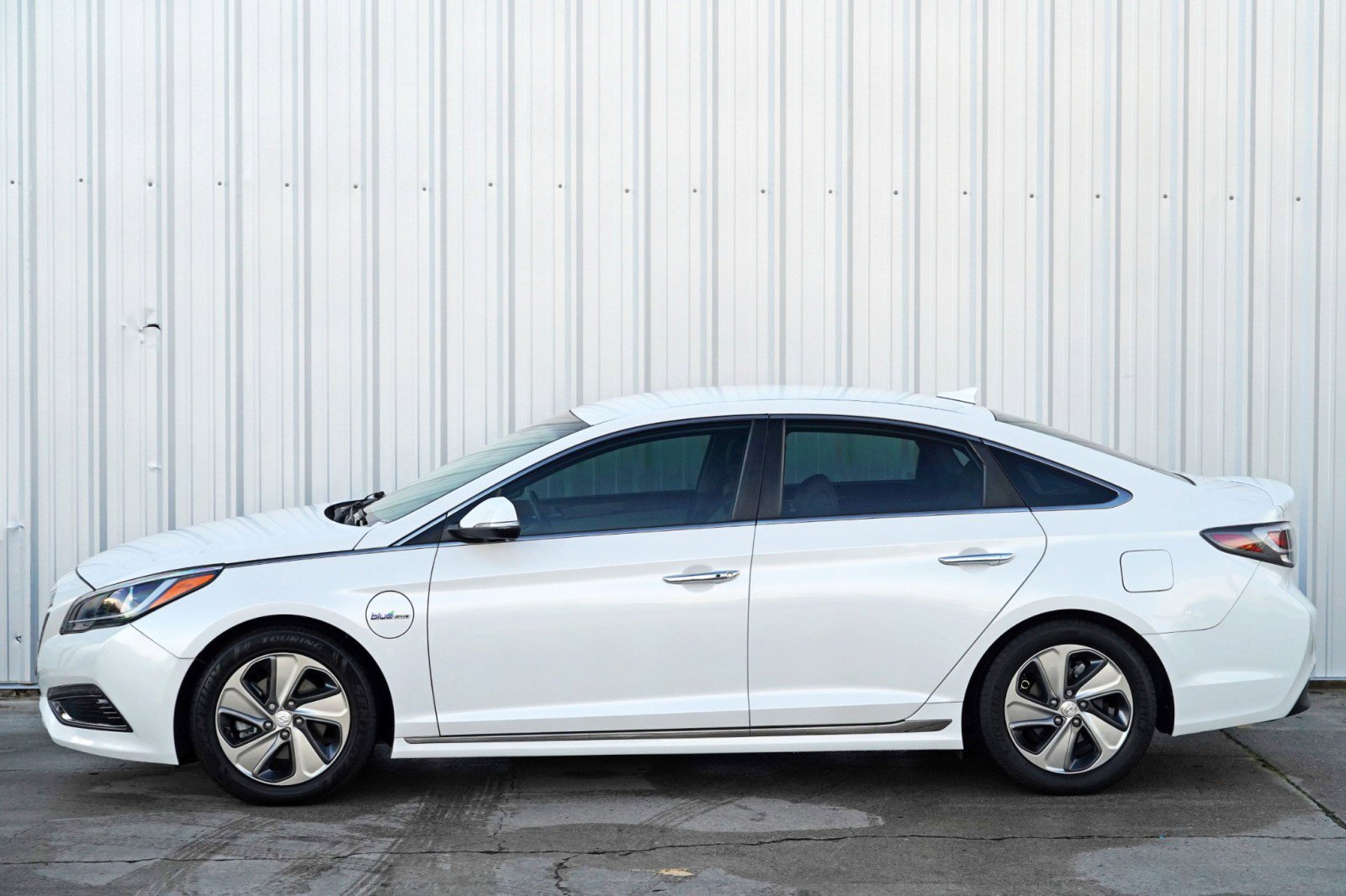 Used 2016 Hyundai Sonata Limited image 46