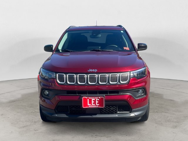Used 2022 Jeep Compass Latitude AWD/4WD image 8