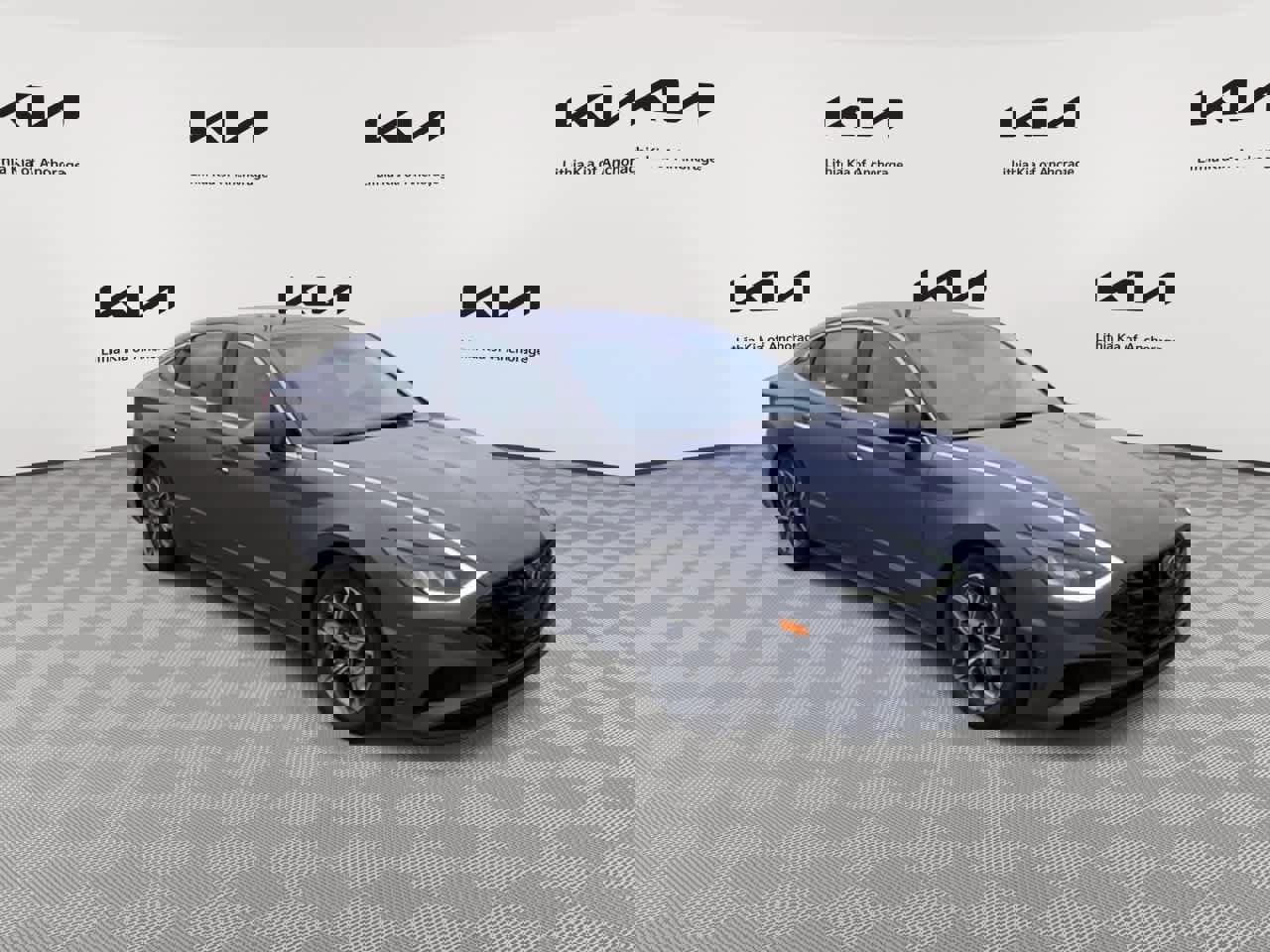 Used 2023 Hyundai Sonata SEL w/ Convenience Package image 2