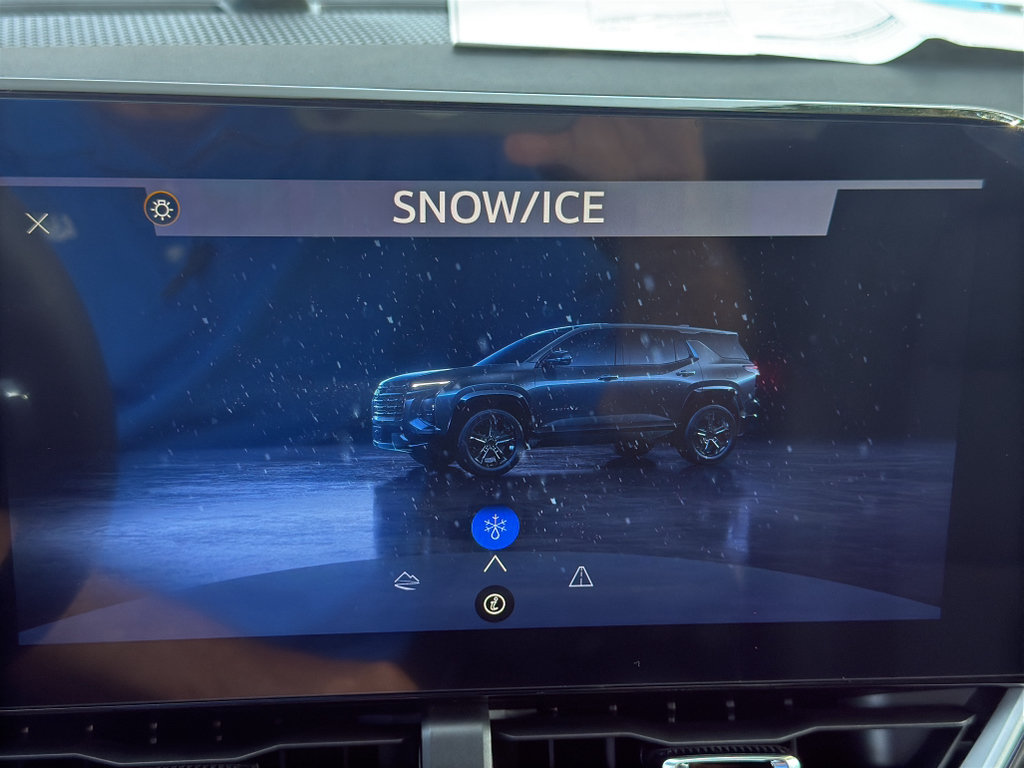 New 2026 Chevrolet Equinox LT w/ Convenience Package II AWD/4WD image 32