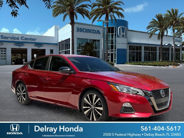 Used 2021 Nissan Altima 2.5 SR FWD image 1