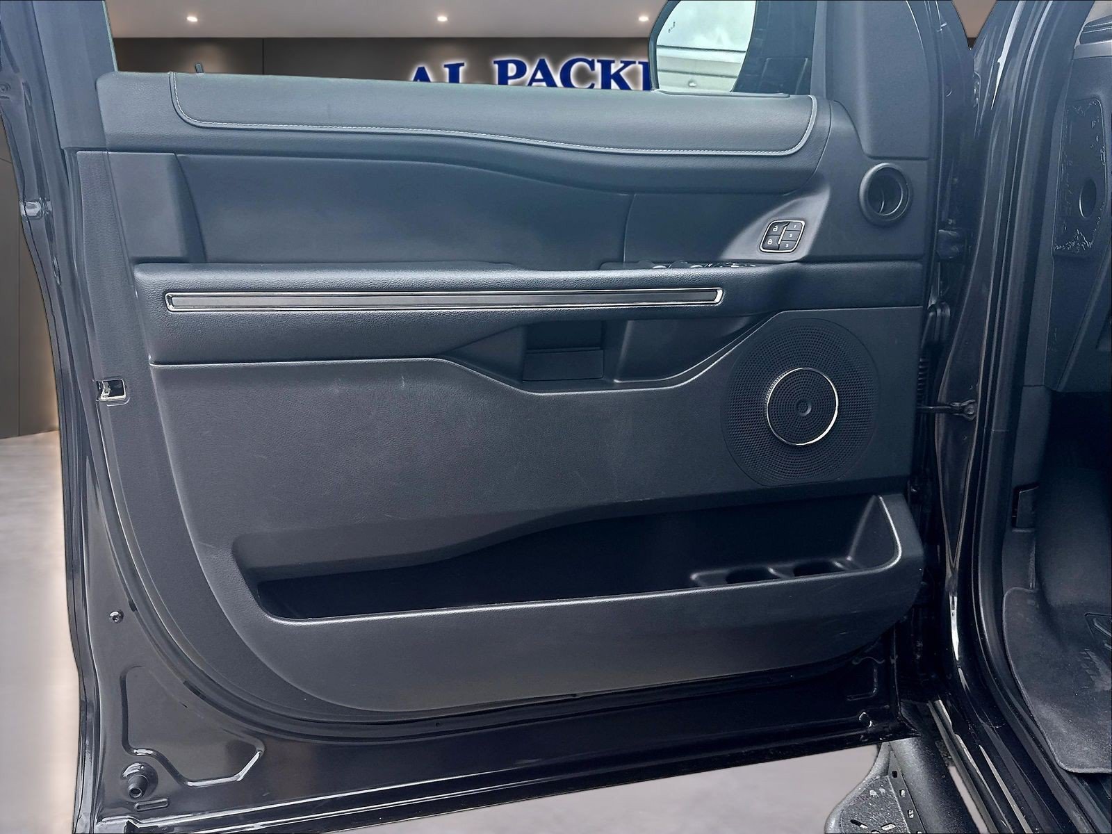 Certified 2023 Ford Expedition XLT RWD image 23