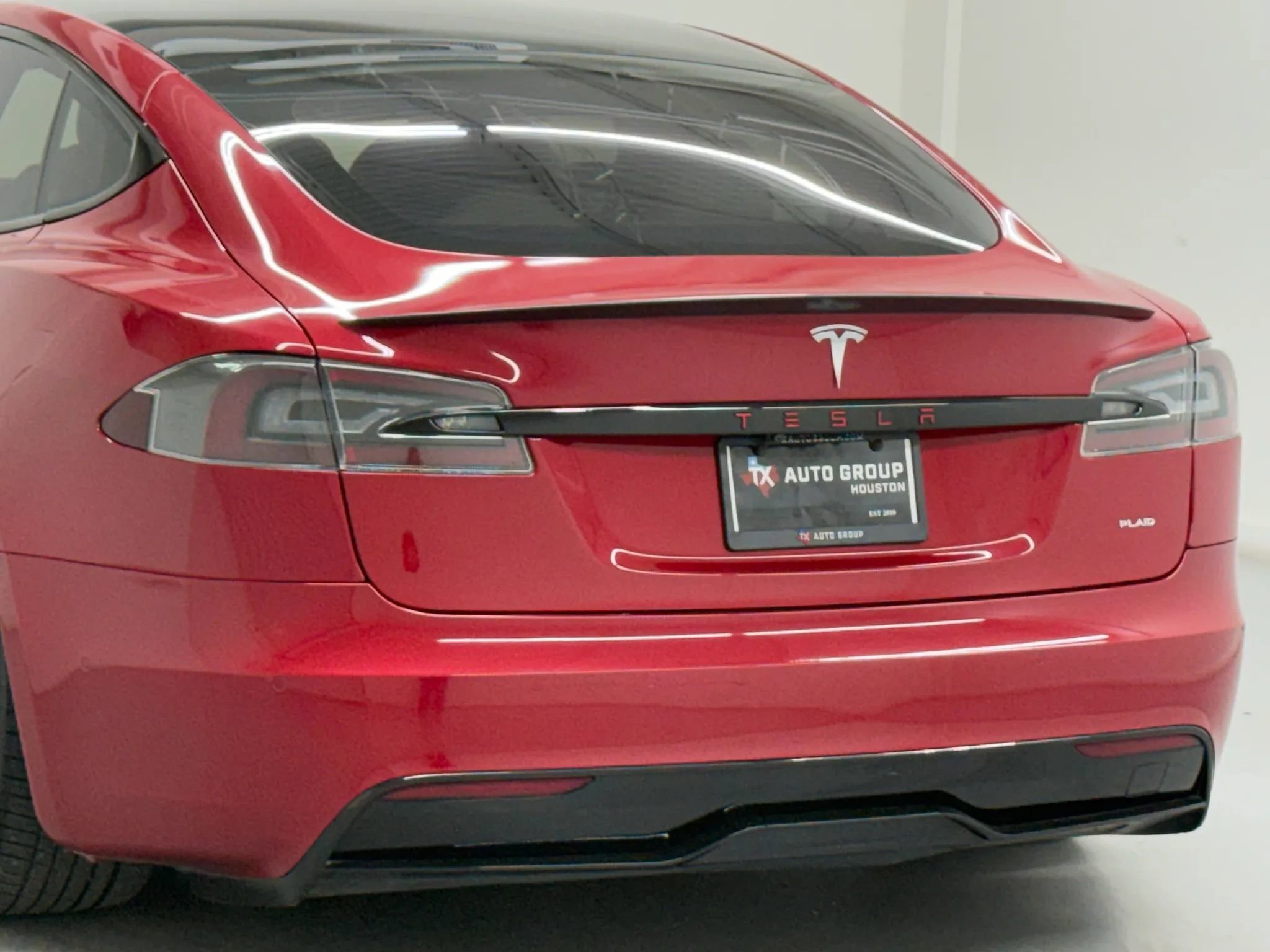 Used 2021 Tesla Model S Plaid image 40