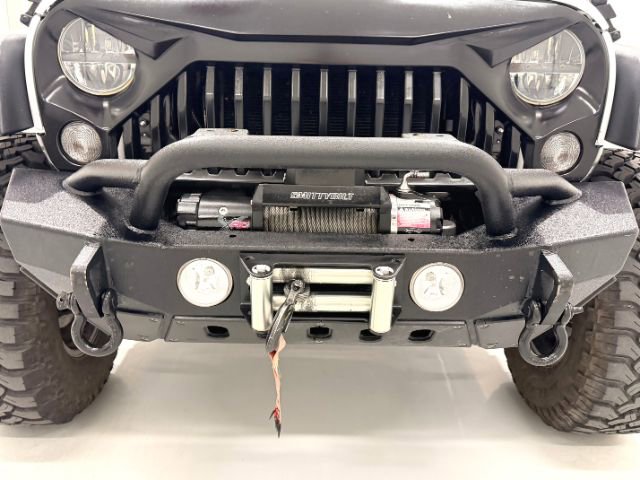 Used 2016 Jeep Wrangler Unlimited Sport w/ Connectivity Group image 37