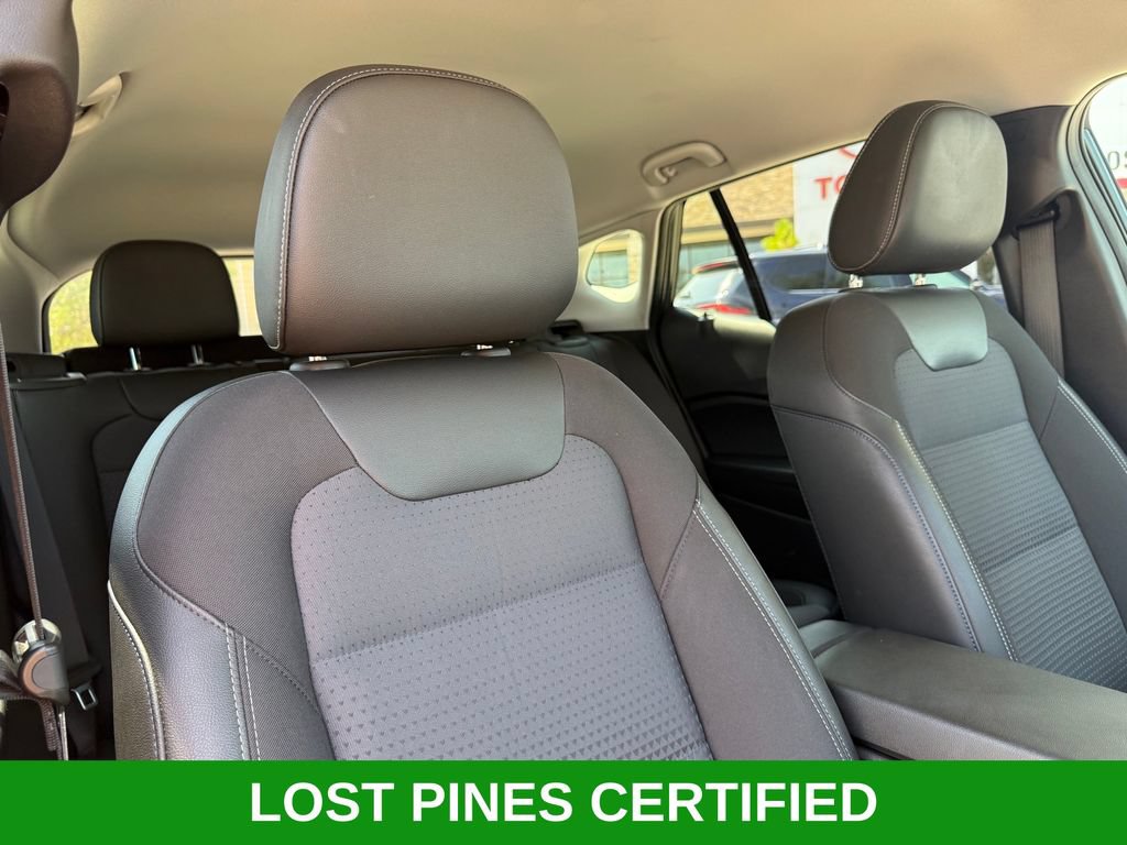 Used 2025 Chevrolet Trax LT FWD image 26