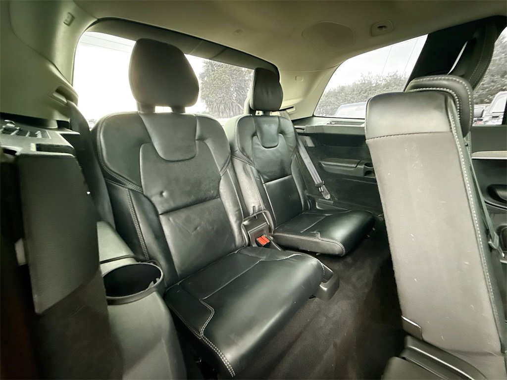 Used 2022 Volvo XC90 T8 Inscription image 30