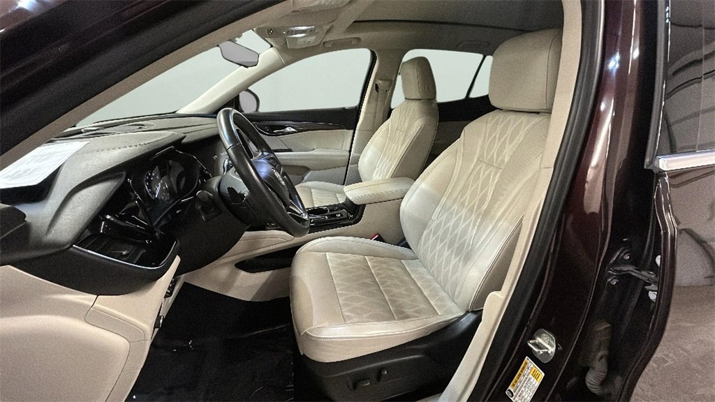 Used 2023 Buick Envision Avenir image 13