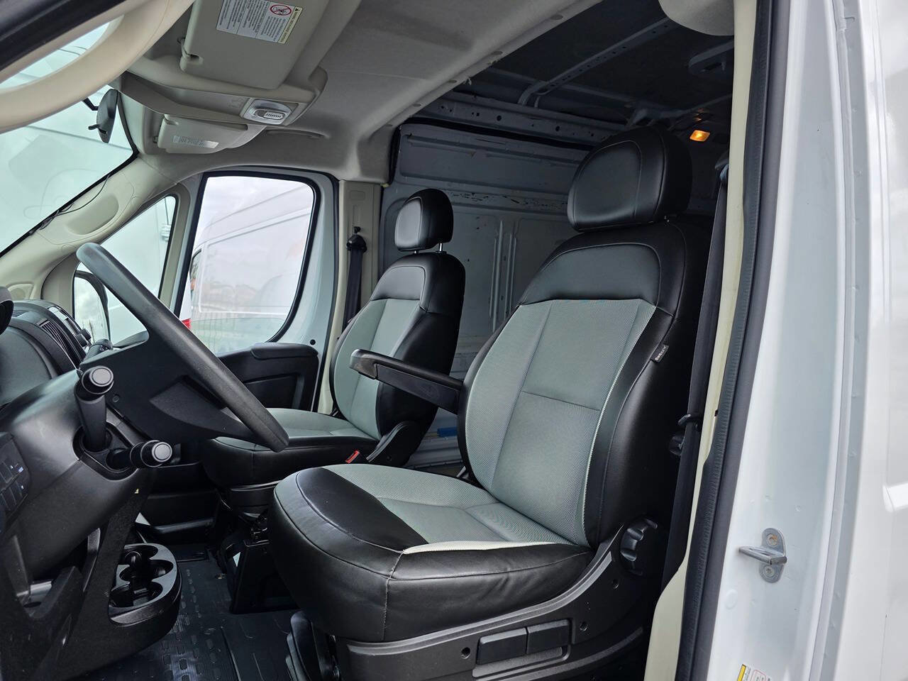 Used 2019 RAM ProMaster 2500 w/ Mopar Trailer Tow Group image 11