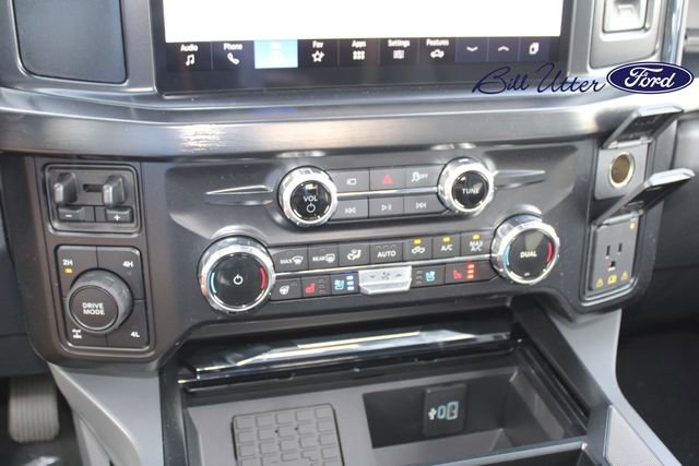 New 2026 Ford F250 Lariat w/ Black Appearance Package AWD/4WD image 15