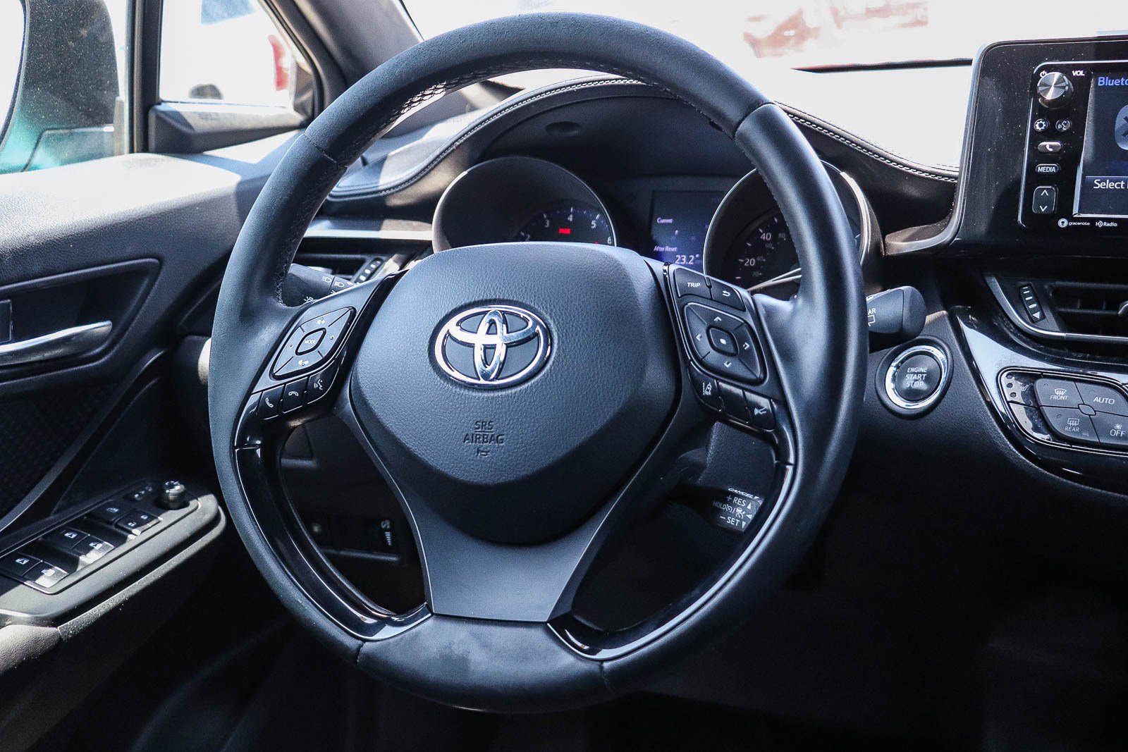 Certified 2018 Toyota C-HR XLE FWD image 15