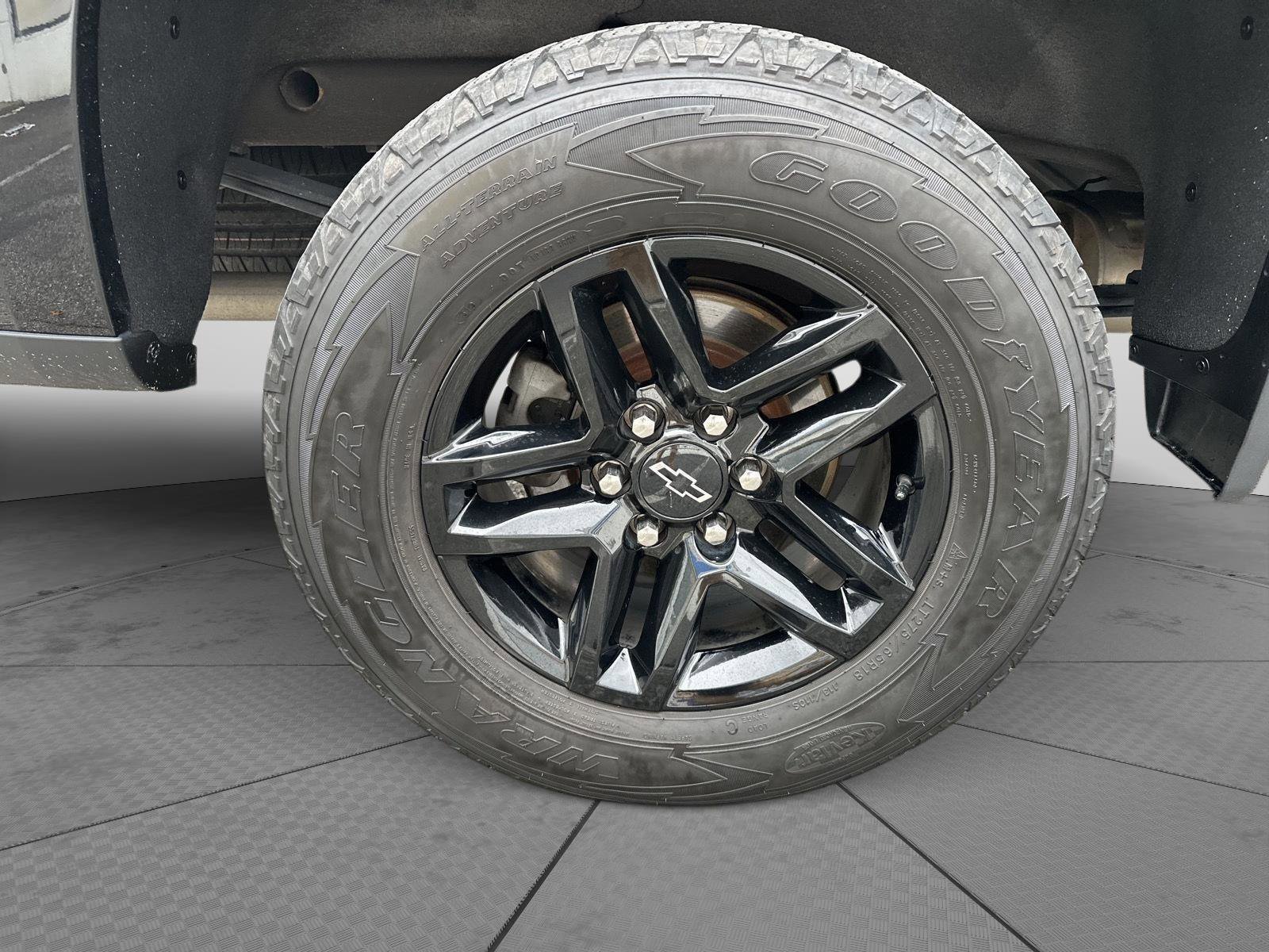 Used 2021 Chevrolet Silverado 1500 LT Trail Boss w/ LT Trail Boss Premium Package image 5