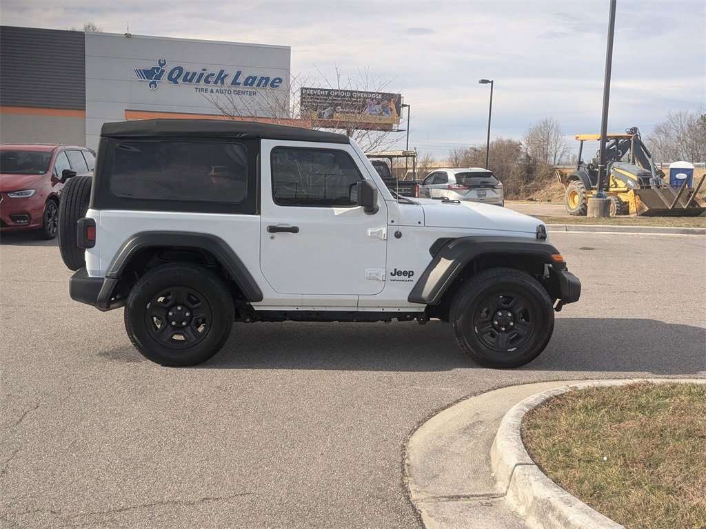 Used 2022 Jeep Wrangler Sport image 6