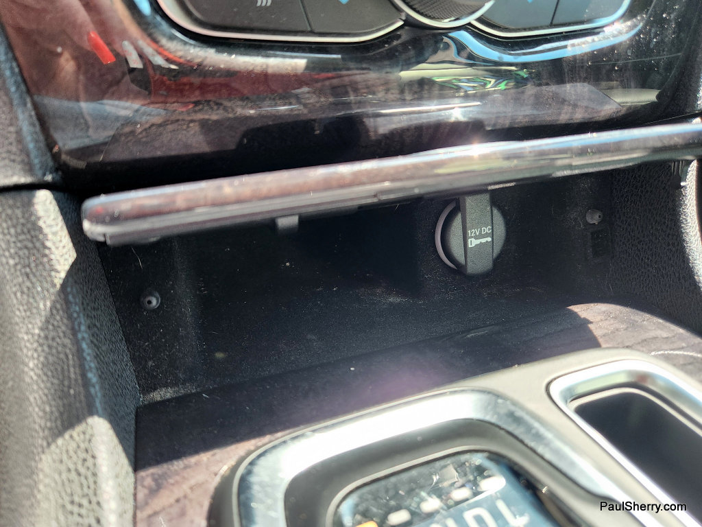 Used 2023 Chrysler 300 Touring L w/ Popular Equipment Group image 42