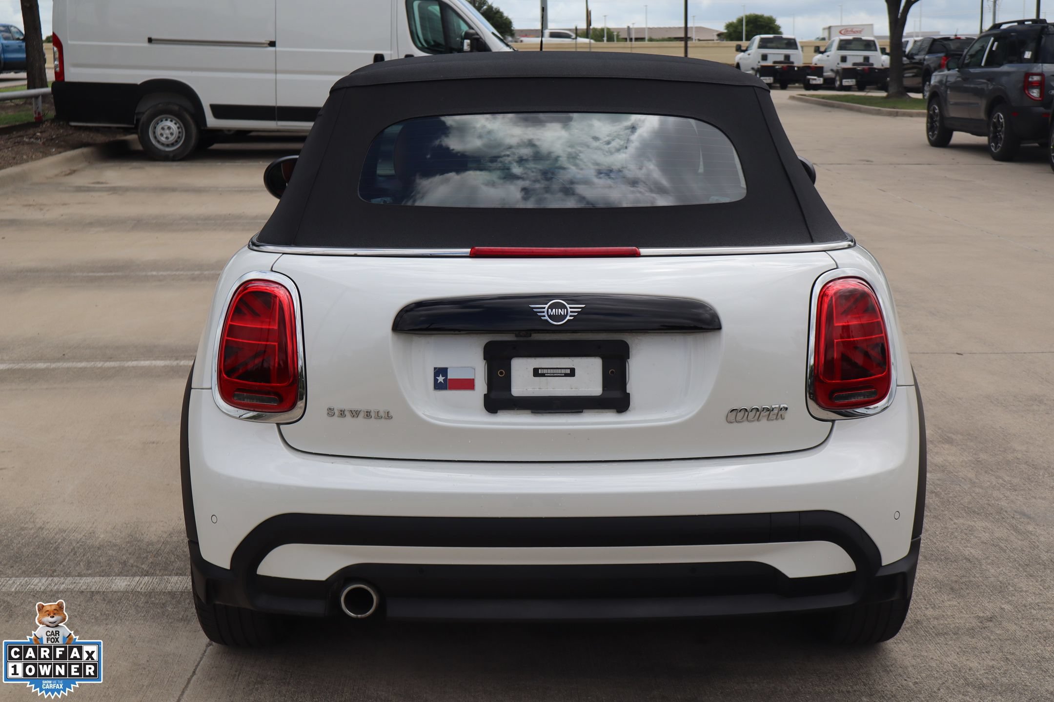 Used 2024 MINI Cooper Convertible w/ Signature Upholstery Package FWD image 4