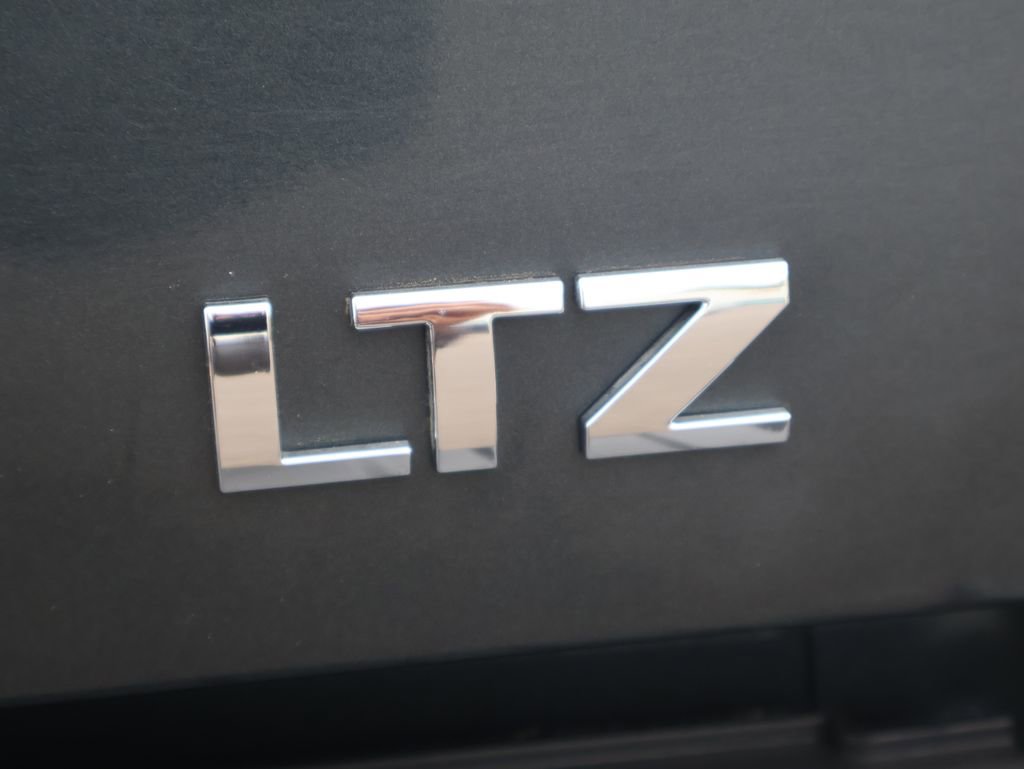 Used 2019 Chevrolet Silverado 3500 LTZ w/ Duramax Plus Package AWD/4WD image 6