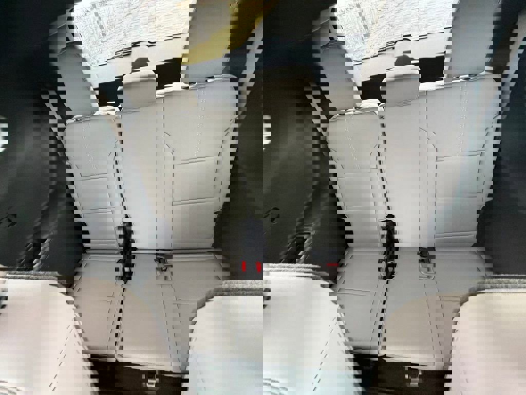 New 2026 GMC Acadia Elevation w/ Elevation Premium Package image 5