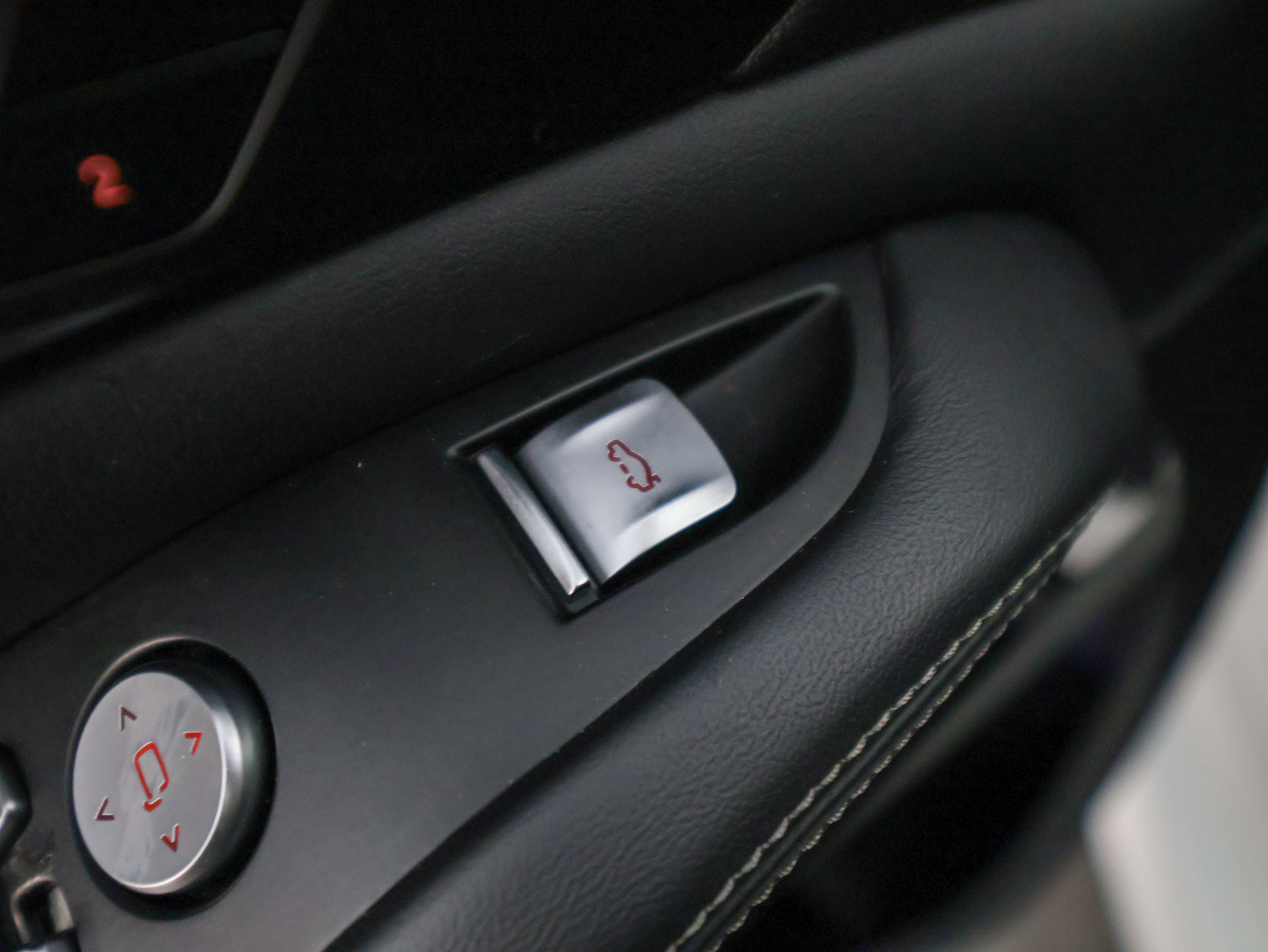 Used 2021 BMW X7 M50i image 26