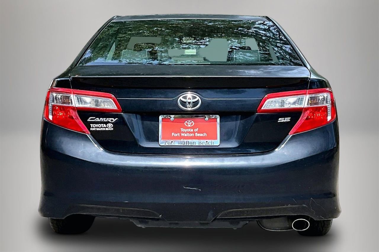 Used 2013 Toyota Camry SE FWD image 6