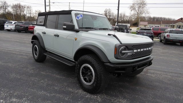 Certified 2022 Ford Bronco Badlands w/ Sasquatch Package image 1