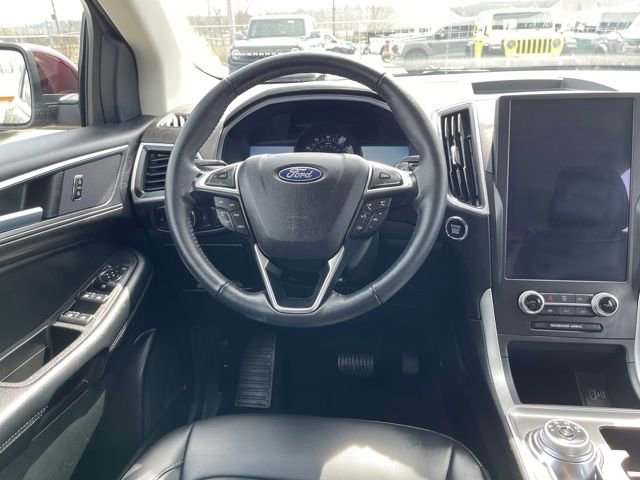 Used 2024 Ford Edge SEL image 12