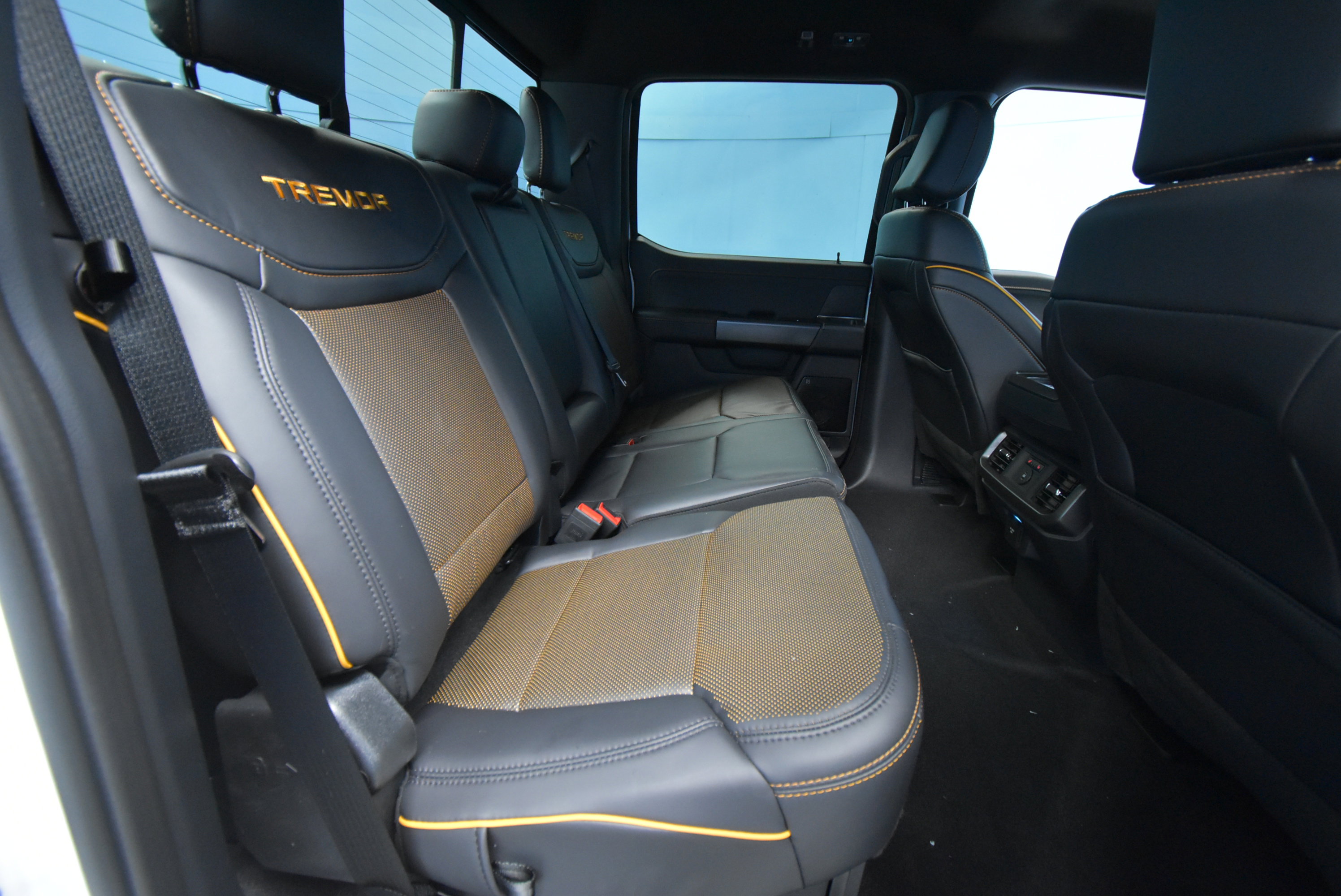 New 2025 Ford F150 Tremor w/ Equipment Group 402A High image 26