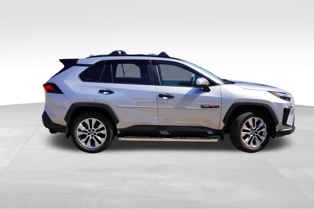 Used 2025 Toyota RAV4 XLE Premium w/ Weather Package AWD/4WD image 3