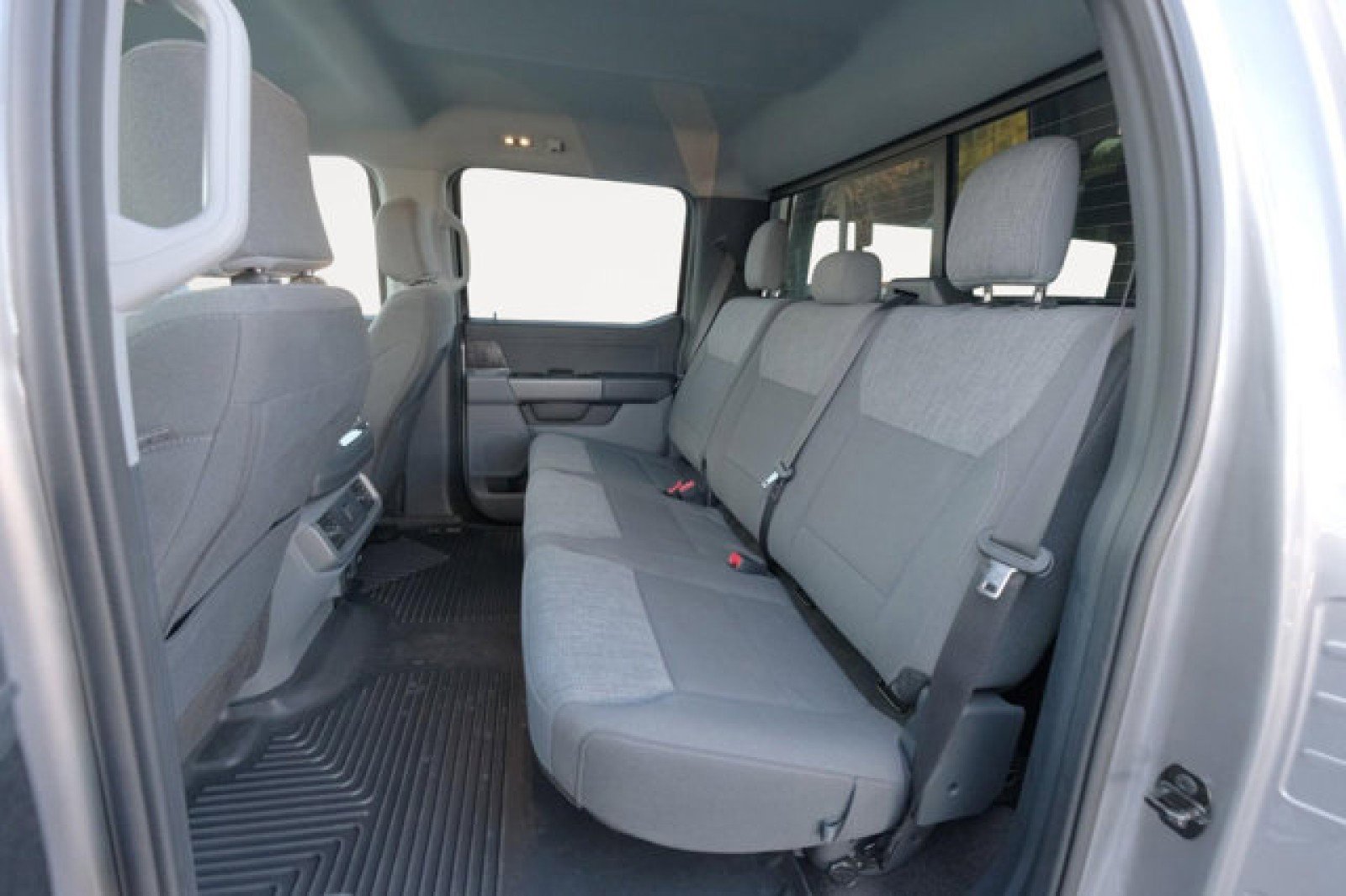 Used 2022 Ford F150 XLT w/ Equipment Group 302A High image 12