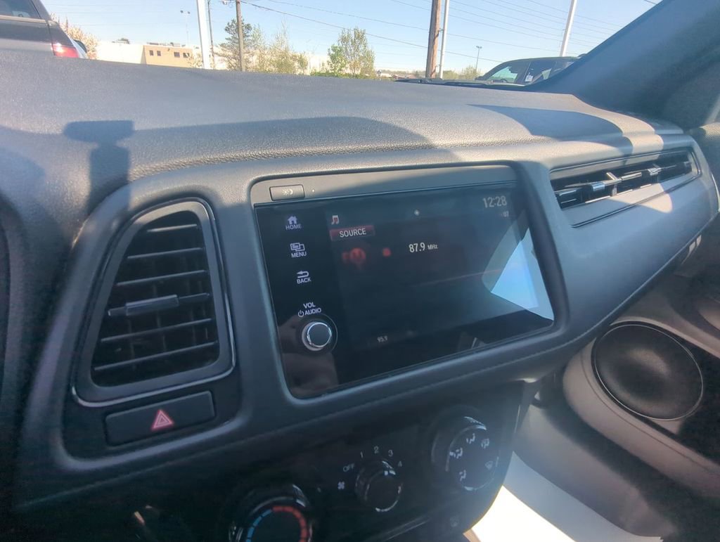 Used 2021 Honda HR-V Sport image 17