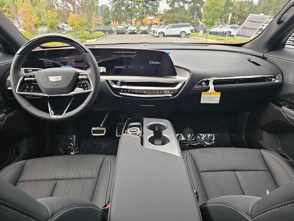New 2027 Cadillac Lyriq Luxury AWD/4WD image 20