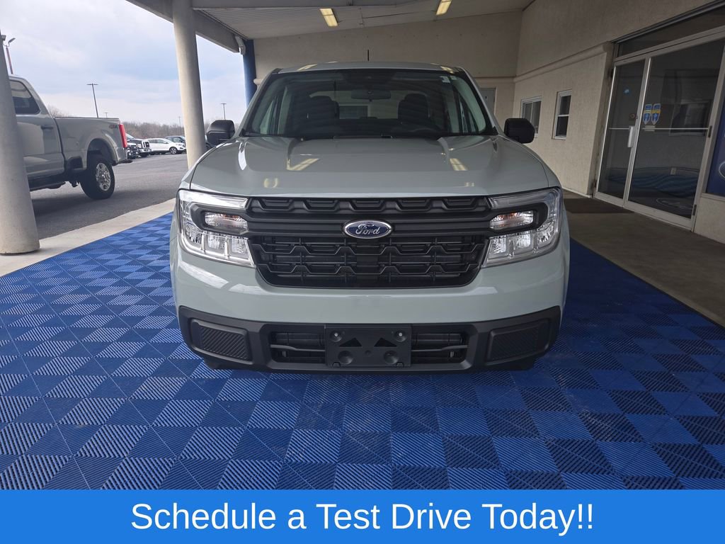 Used 2024 Ford Maverick XL image 3